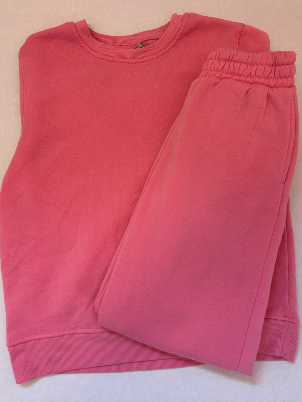 LA Glow pink crewneck and jogger lounge set